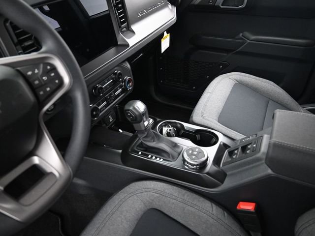 New 2025 Ford Bronco 4-Door image 23
