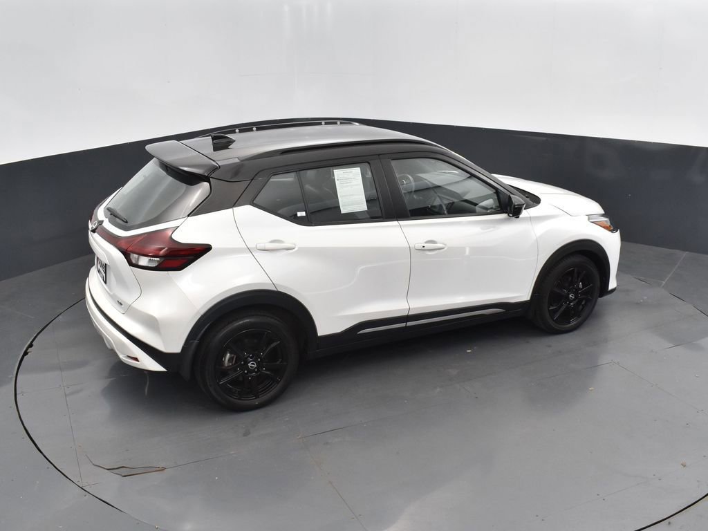Used 2023 Nissan Kicks SR w/ SR Premium Package image 35