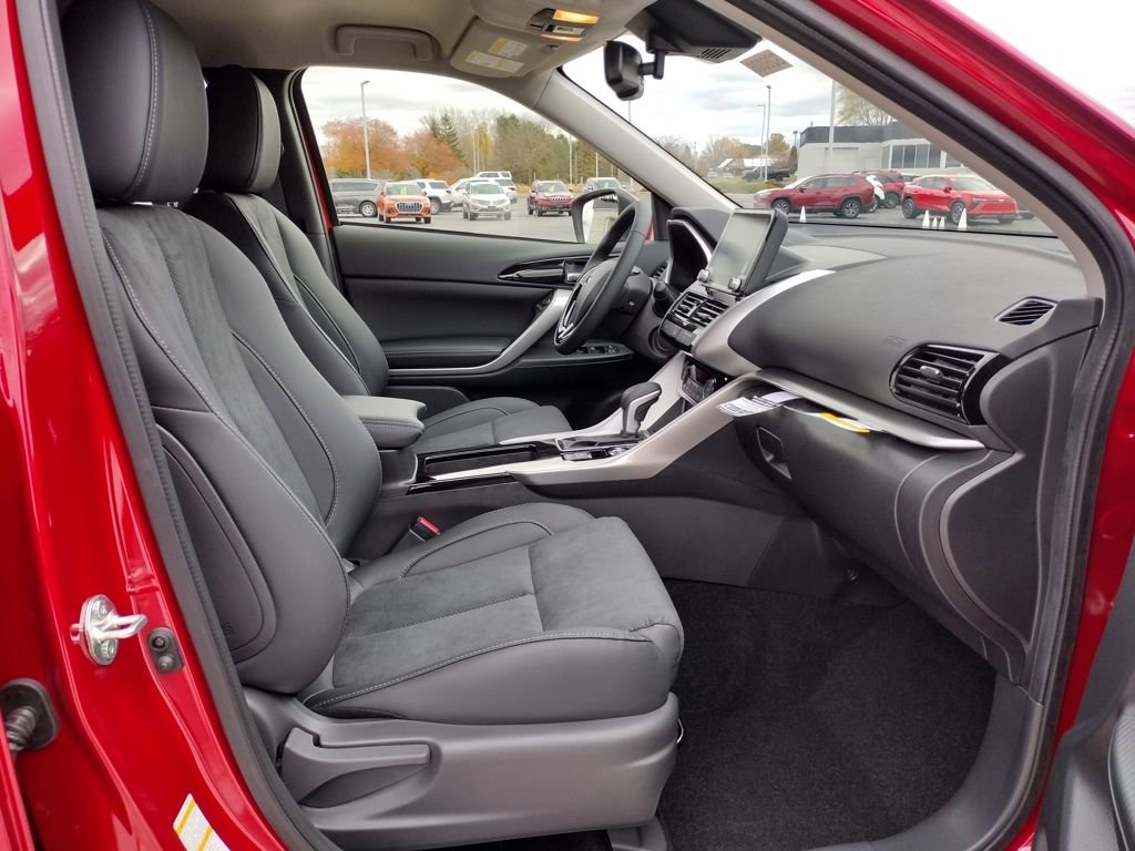 New 2026 Mitsubishi Eclipse Cross SE image 9