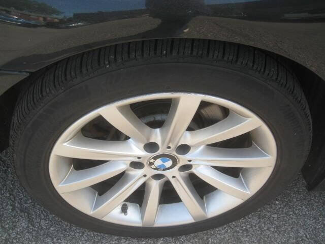 Used 2015 BMW 535i xDrive Sedan AWD/4WD image 34