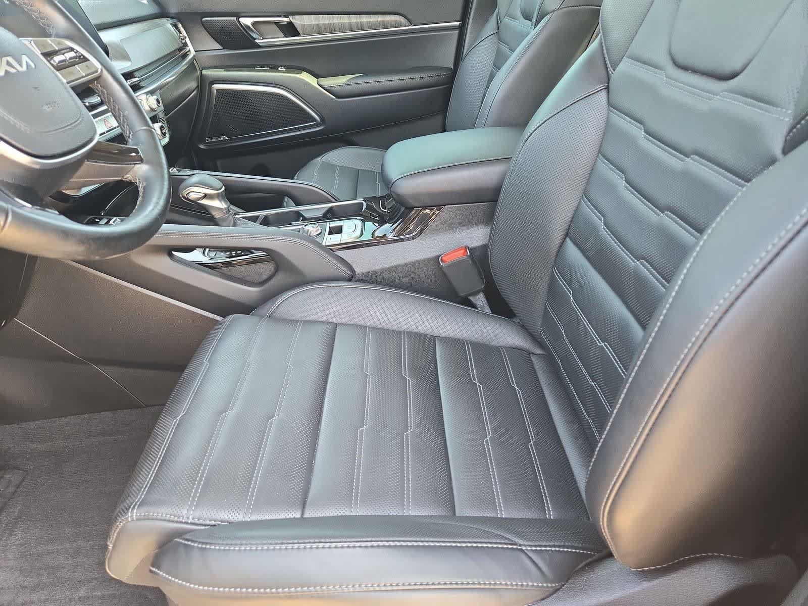Certified 2024 Kia Telluride SX Prestige AWD/4WD image 15