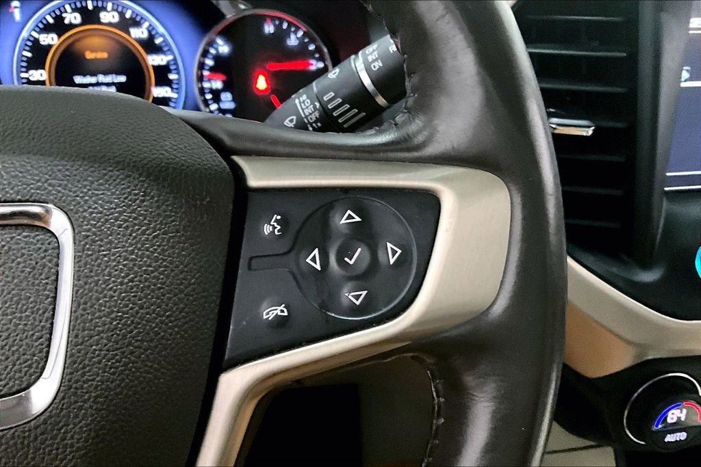 Used 2018 GMC Acadia Denali w/ Technology Package AWD/4WD image 12