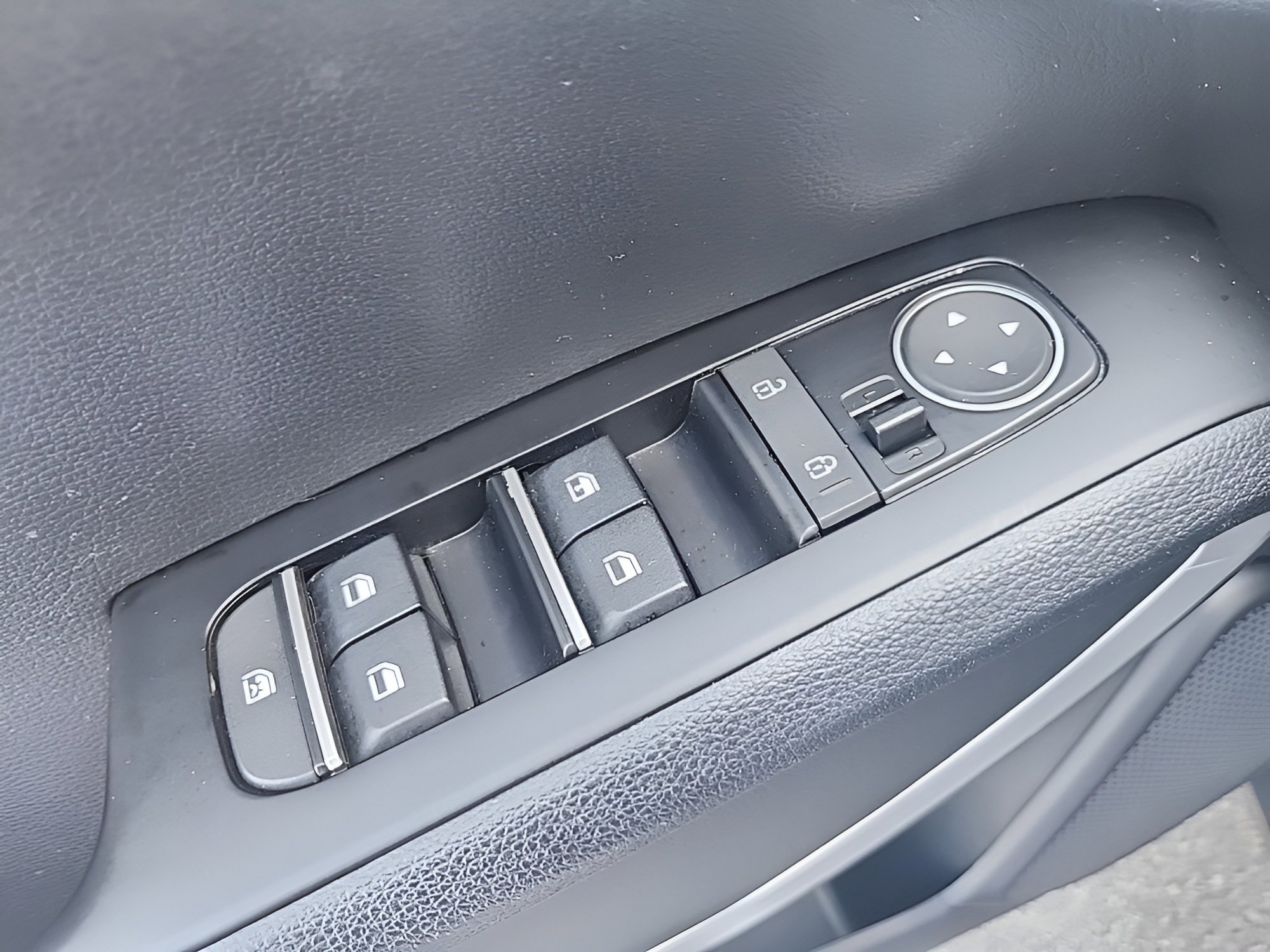 Used 2023 Kia Soul LX w/ LX Technology Package image 15