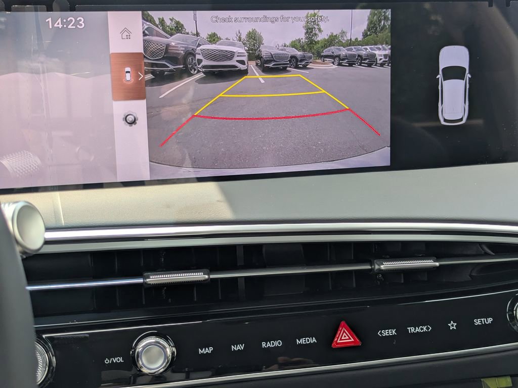 Used 2026 Genesis GV70 2.5T Select image 20