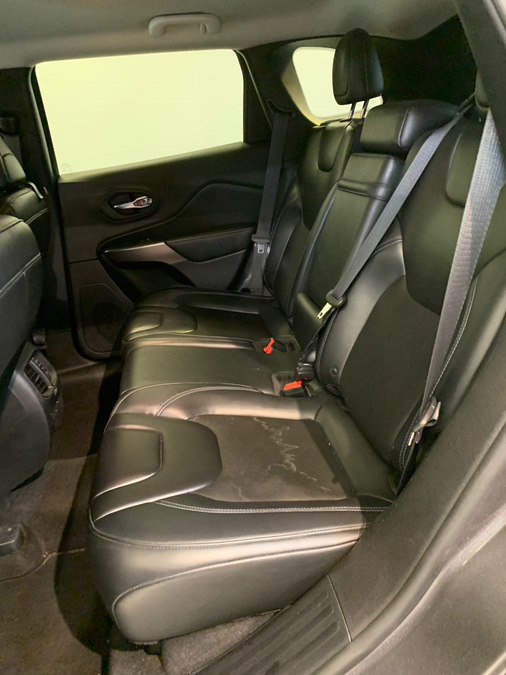 Used 2019 Jeep Cherokee Latitude Plus AWD/4WD image 47