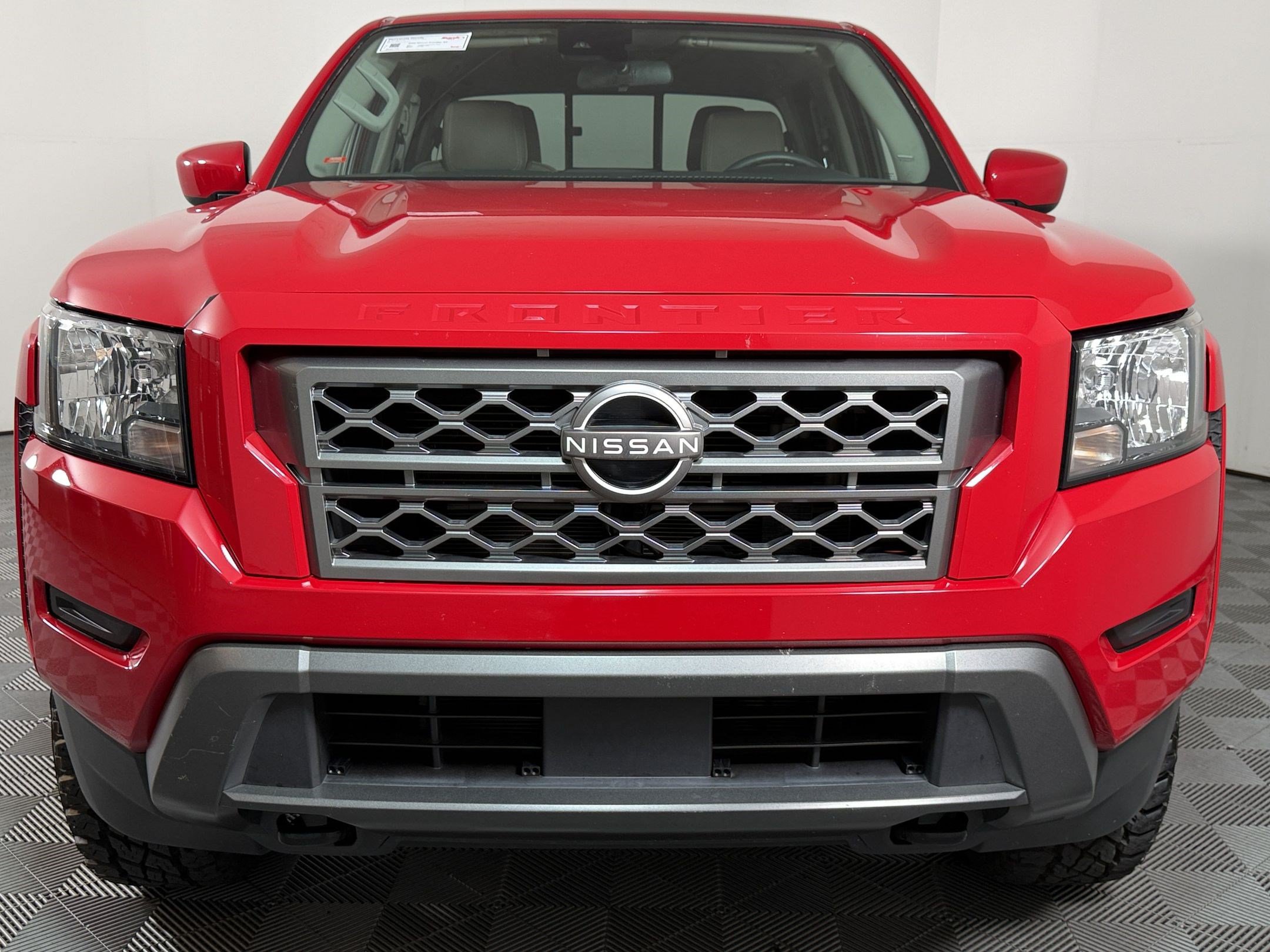 Used 2022 Nissan Frontier SV w/ Technology Package AWD/4WD image 5