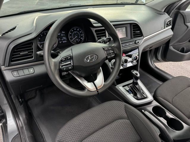 Used 2019 Hyundai Elantra SE w/ Cargo Package image 57