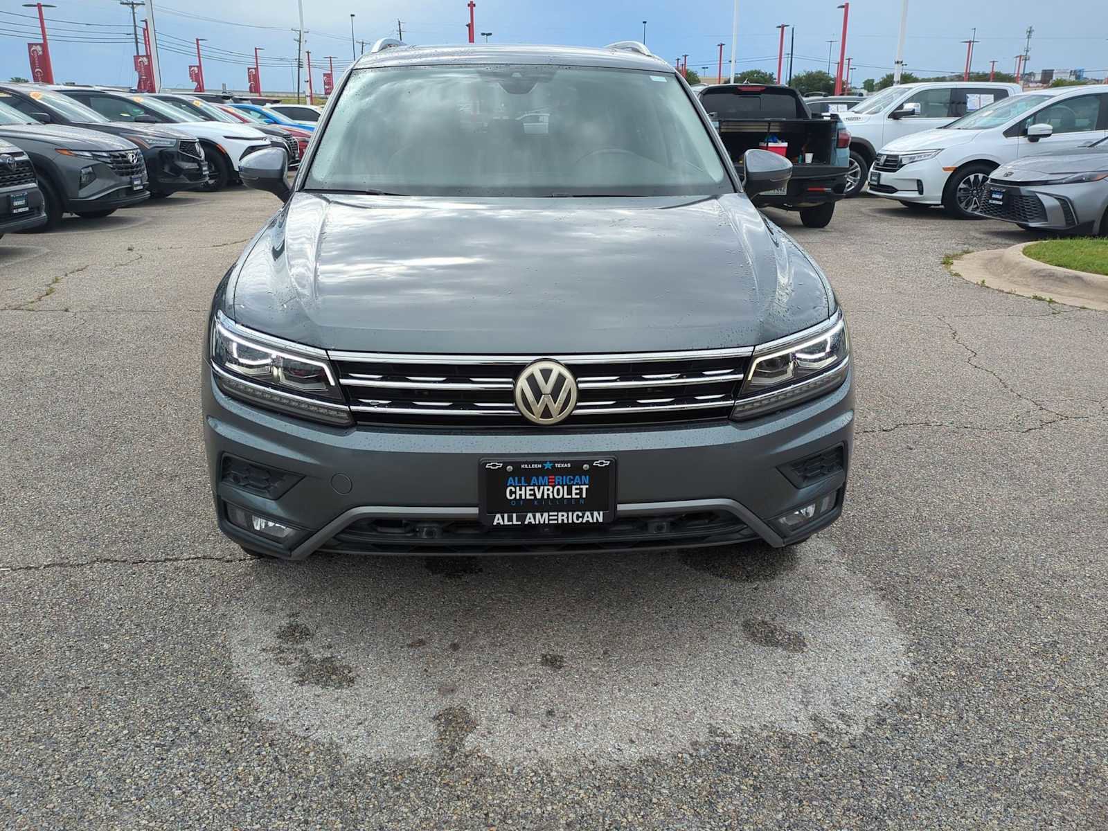 Used 2019 Volkswagen Tiguan SEL Premium AWD/4WD image 3