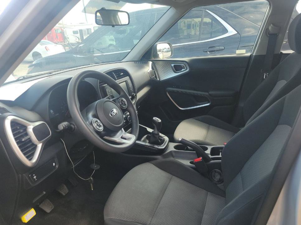 Used 2020 Kia Soul LX image 22