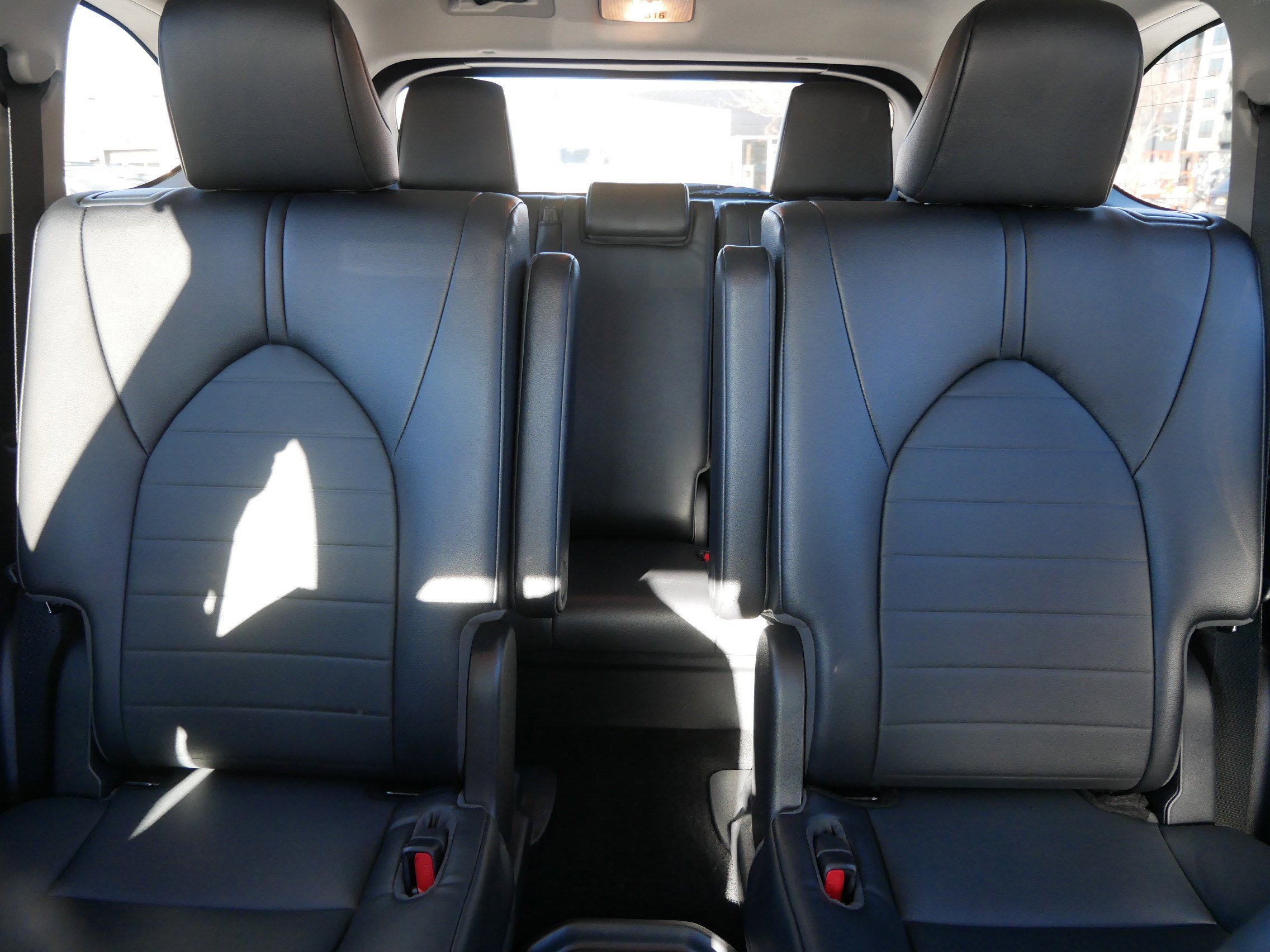 Used 2022 Toyota Highlander XLE image 21