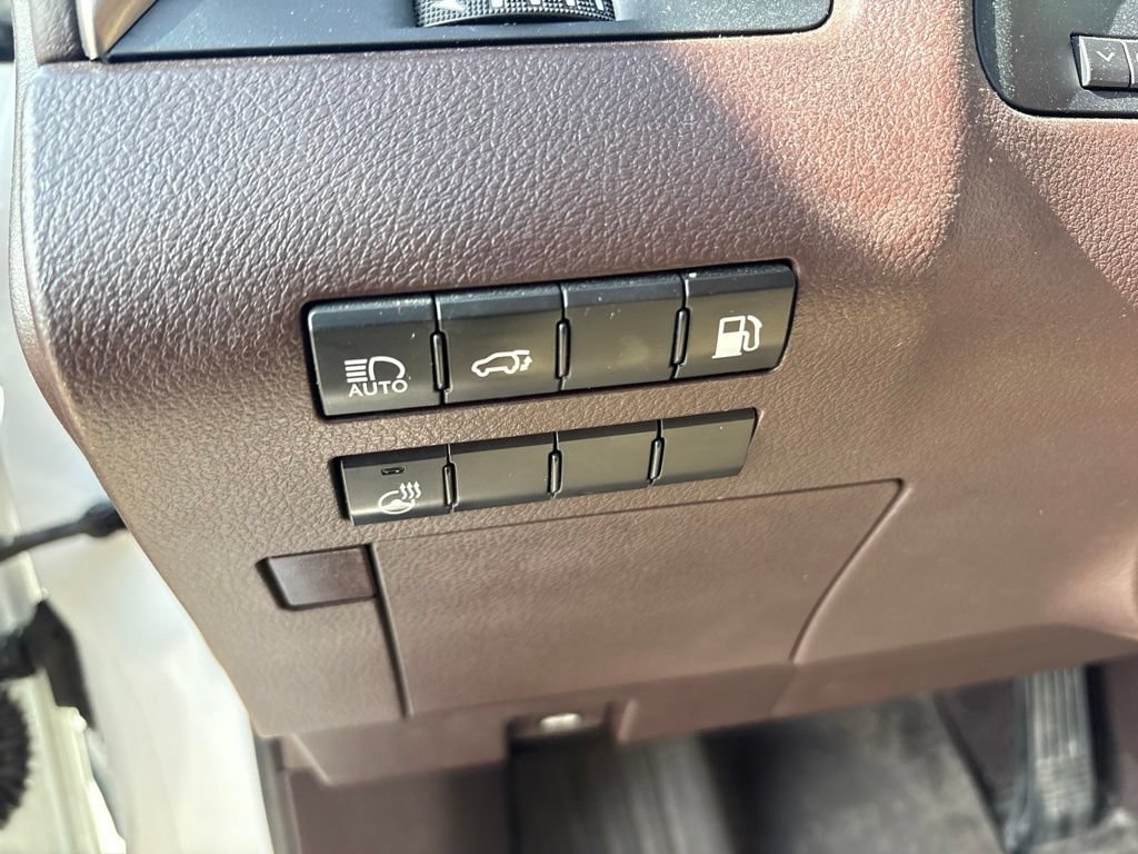 Used 2018 Lexus RX 450h AWD w/ Premium Package image 15