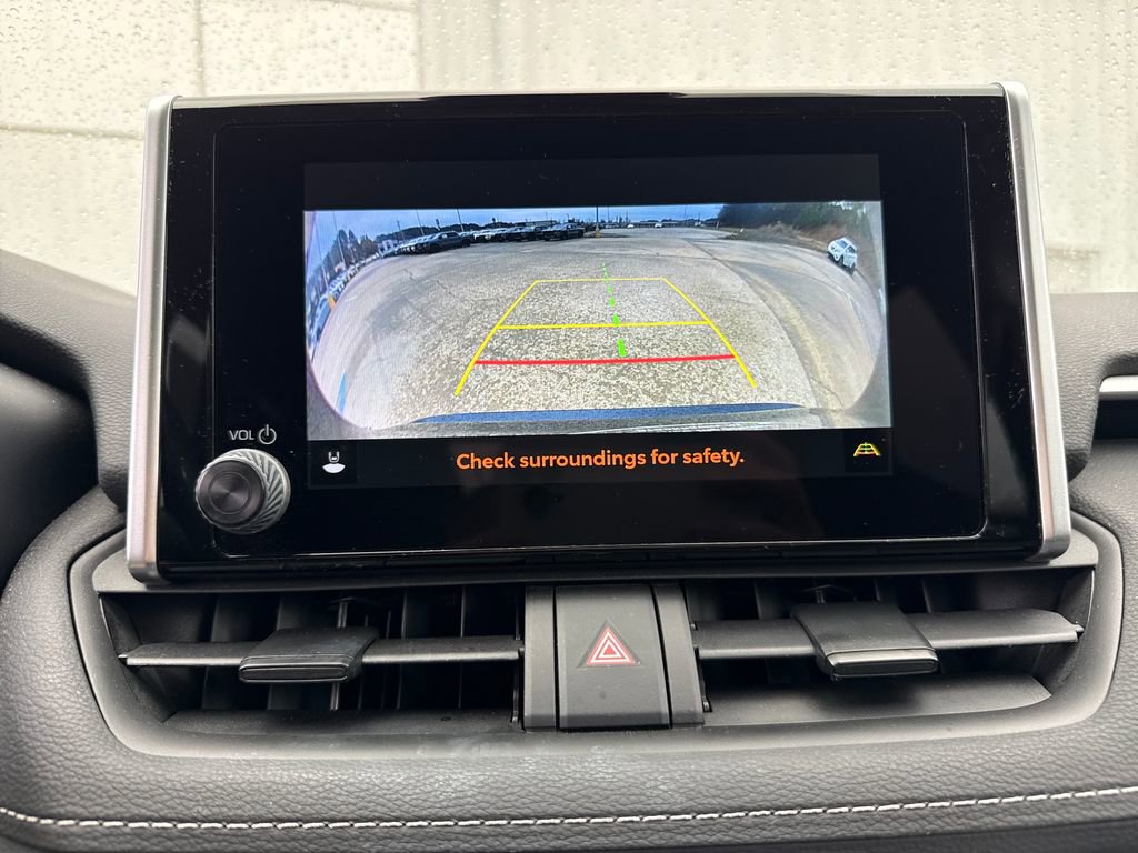 Used 2024 Toyota RAV4 LE image 21