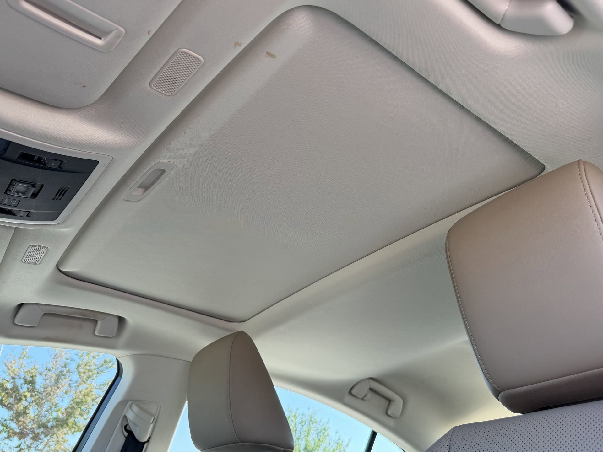 Used 2019 Lexus ES 350 w/ Premium Package image 24