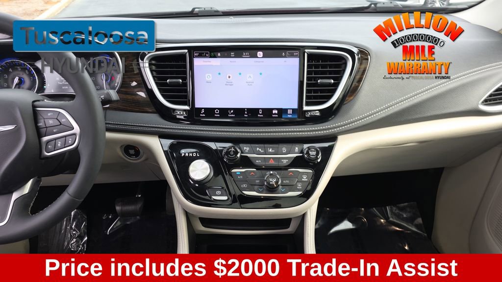 Used 2022 Chrysler Pacifica Limited image 27