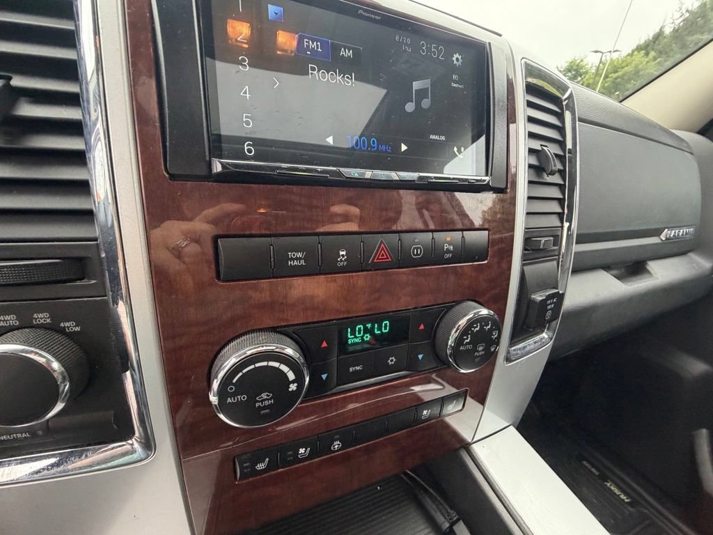 Used 2012 RAM 1500 Laramie AWD/4WD image 26