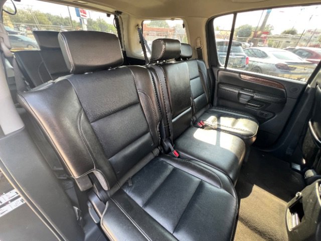 Used 2011 Nissan Armada SL image 12