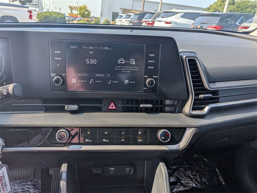 Used 2024 Kia Sportage LX image 19