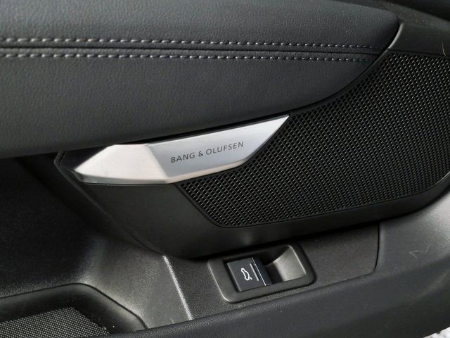 Used 2023 Audi e-tron GT Premium Plus image 7