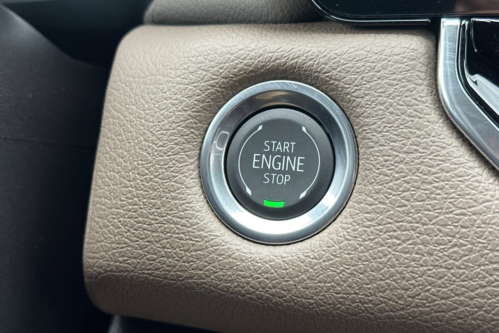 New 2026 GMC Canyon Denali image 23