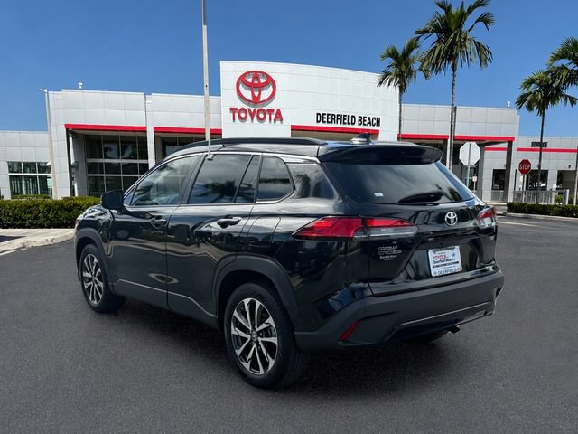 Certified 2023 Toyota Corolla Cross XLE w/ Convenience Package FWD image 5
