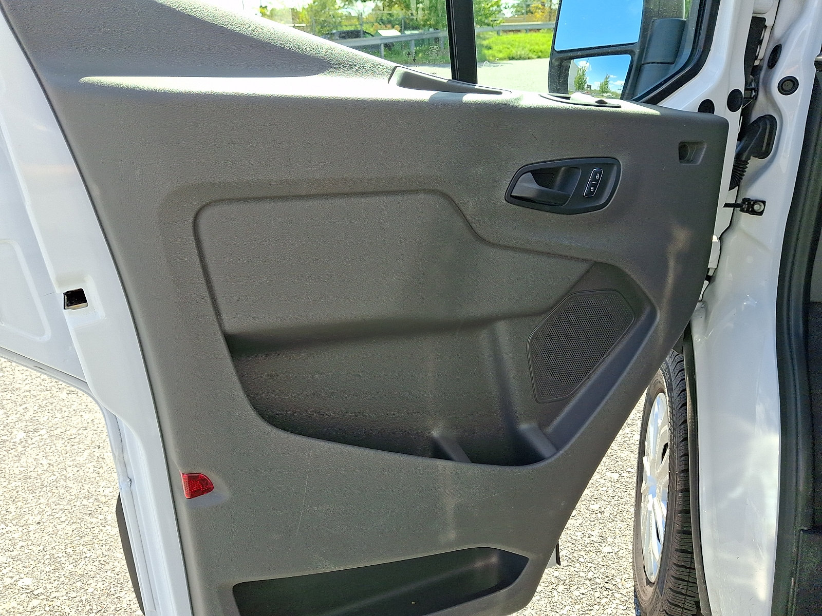 Used 2025 Ford Transit 250 Low Roof w/ Exterior Upgrade Package RWD image 13