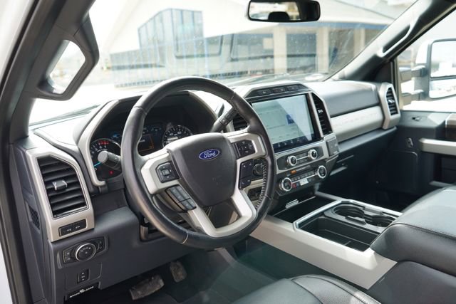 Used 2022 Ford F250 Lariat image 14