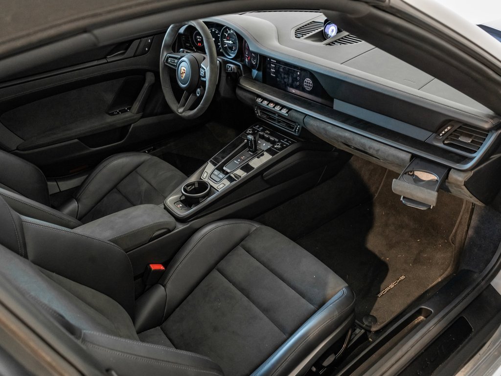 Certified 2024 Porsche 911 Targa 4 GTS image 21
