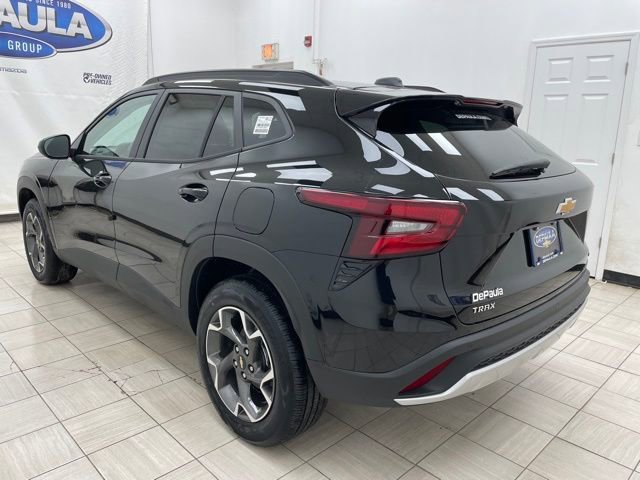 New 2026 Chevrolet Trax LT image 17