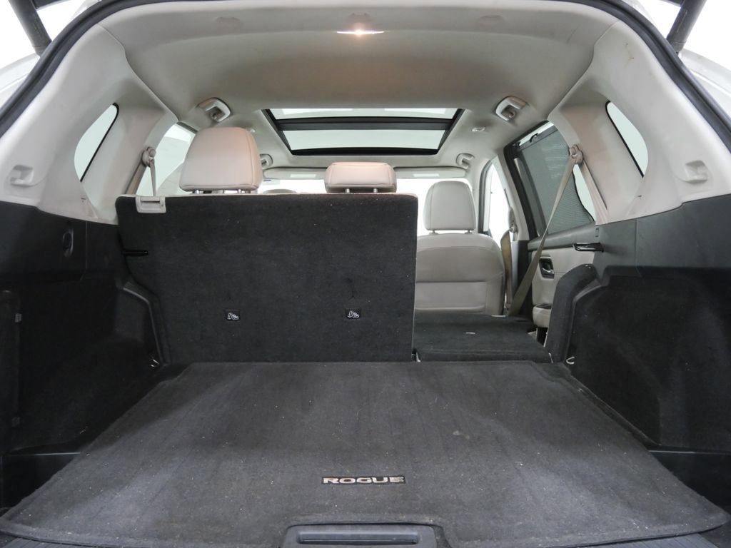 Used 2021 Nissan Rogue SV w/ Premium Package AWD/4WD image 25