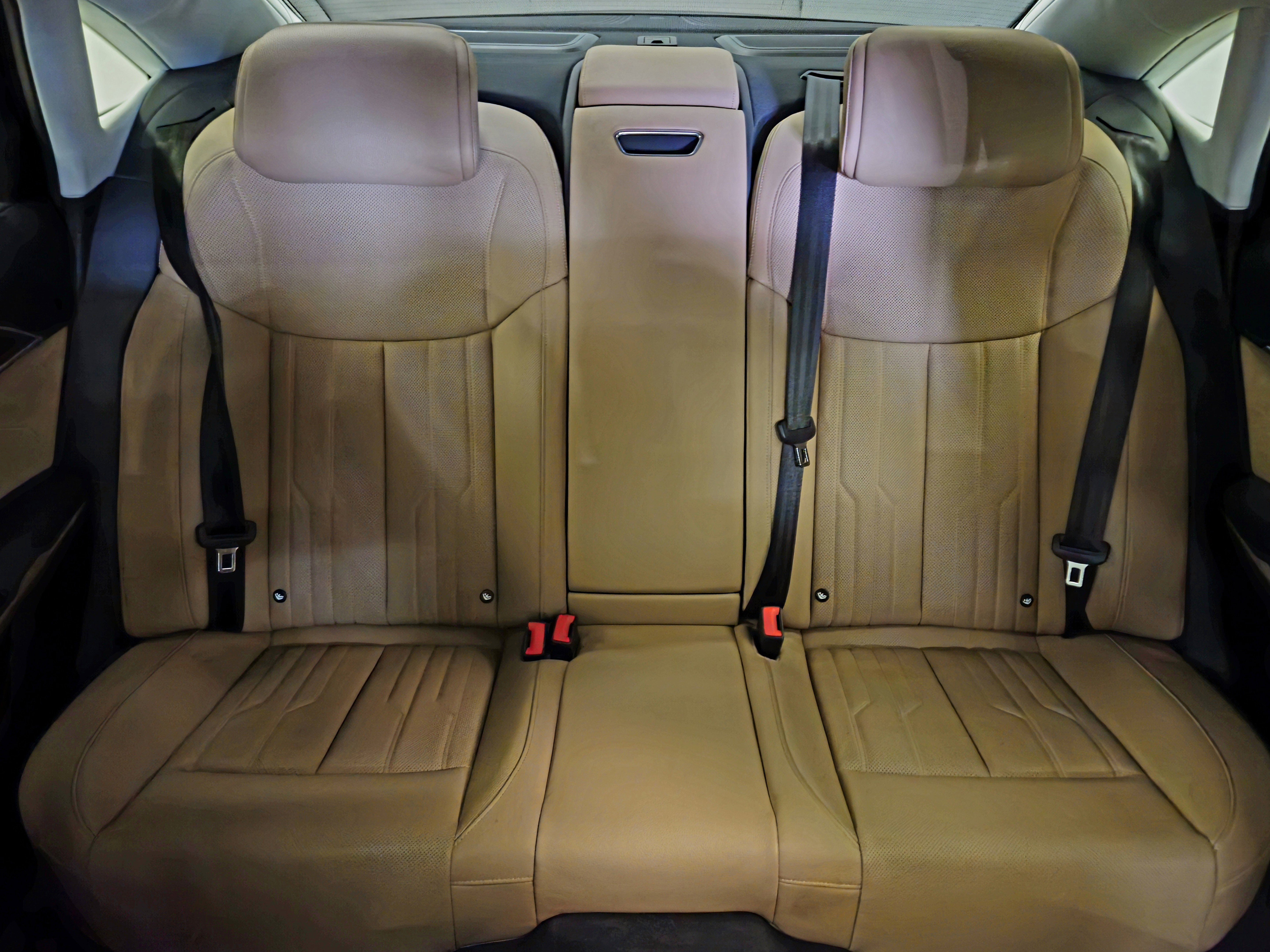 Used 2021 Audi A8 L 3.0T image 41