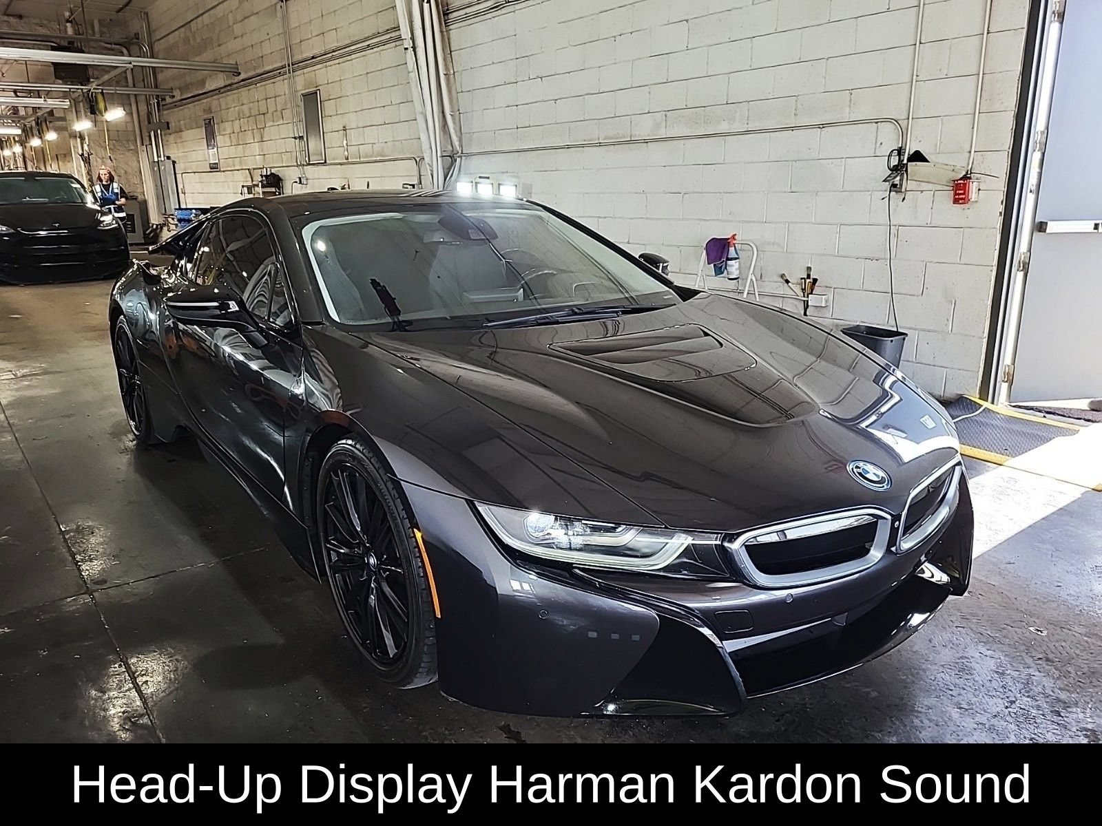 Used 2020 BMW i8 Coupe AWD/4WD image 1