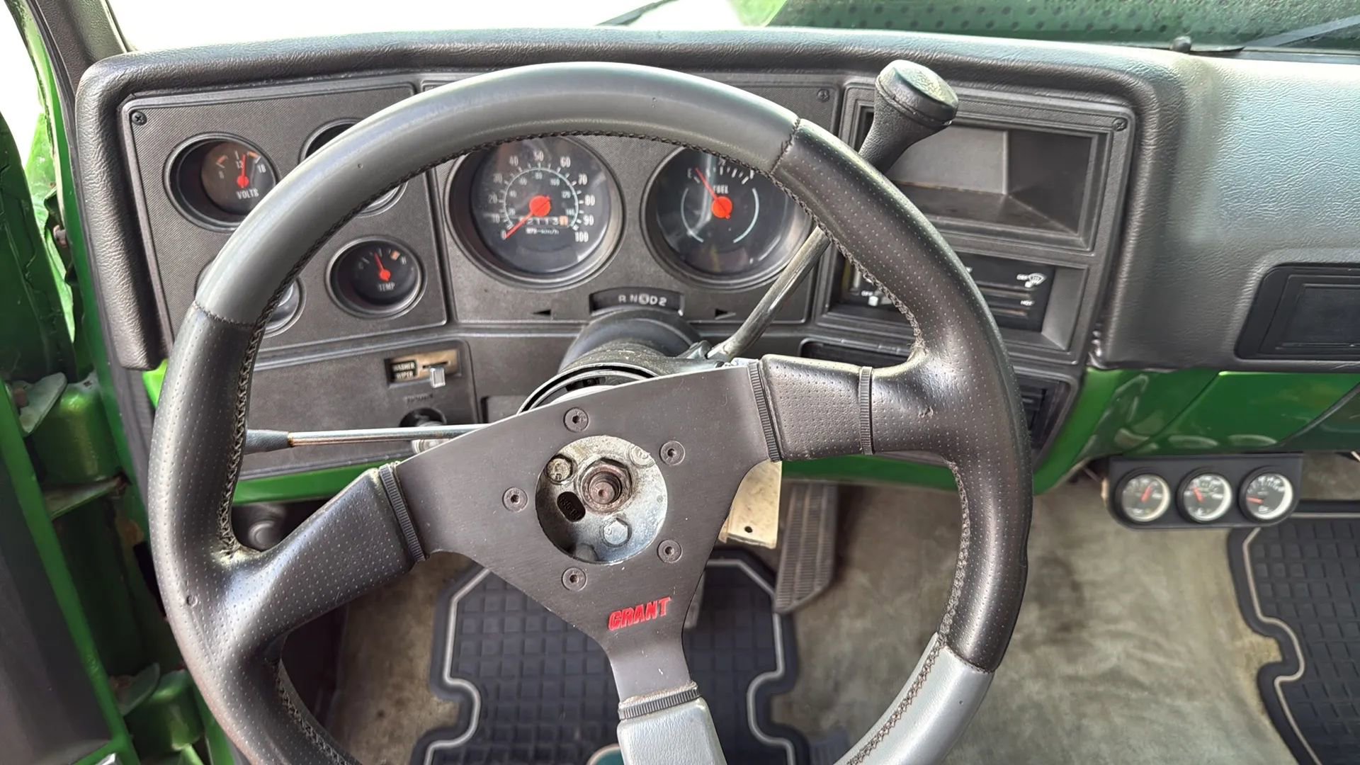 Used 1987 Chevrolet Silverado 1500 1500 RWD image 13