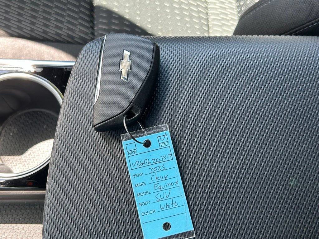 Used 2025 Chevrolet Equinox LT w/ Safety and Technology Package FWD image 47