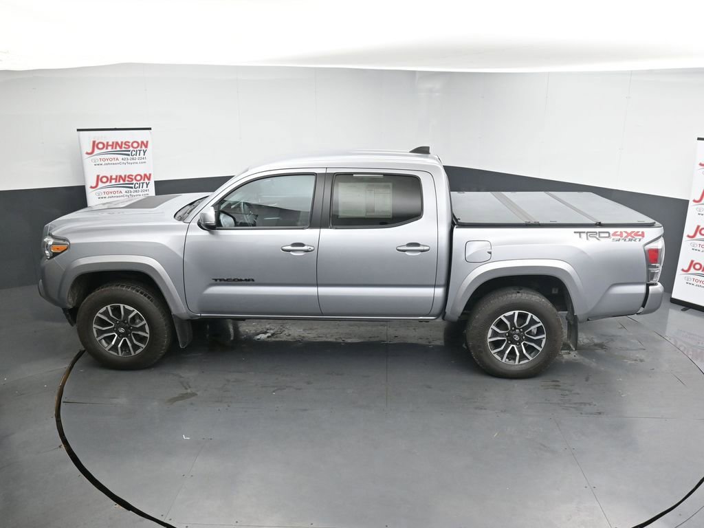 Used 2020 Toyota Tacoma TRD Sport w/ Technology Package image 25