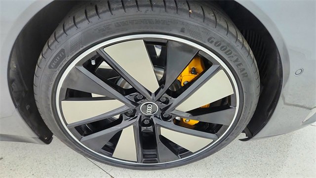 Used 2022 Audi RS e-tron GT w/ Carbon Performance Package image 58