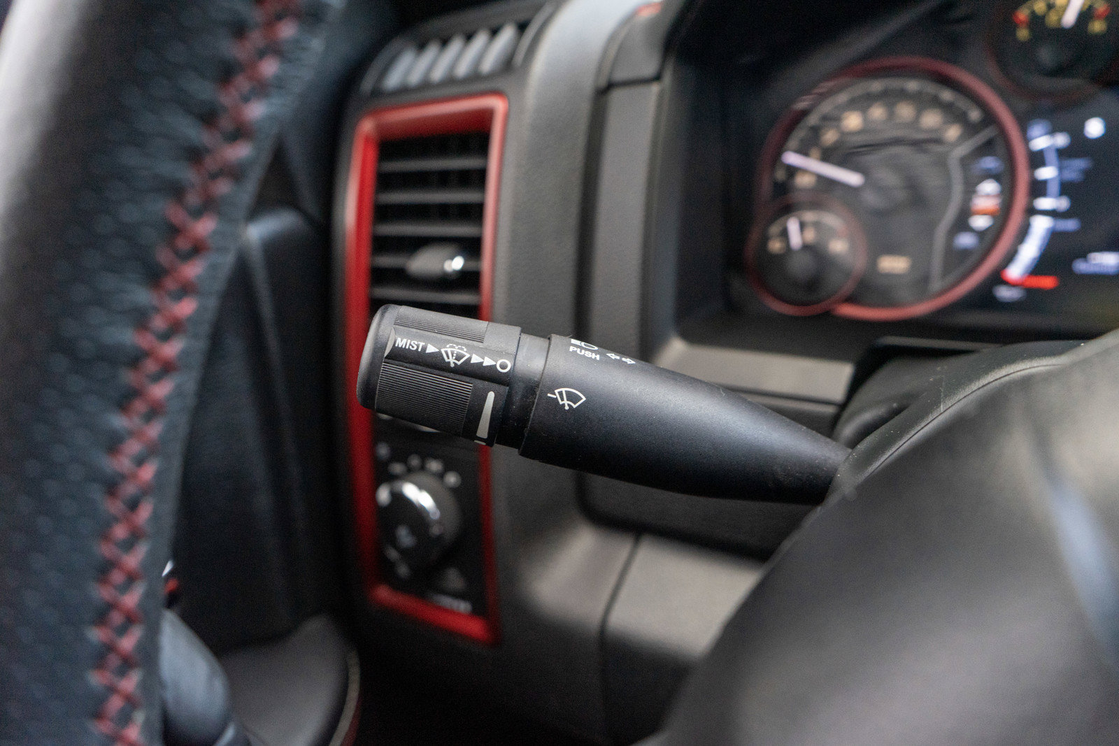 Used 2018 RAM 1500 Rebel w/ Luxury Group AWD/4WD image 27