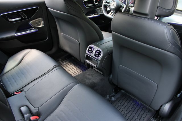 Used 2023 Mercedes-Benz C 43 AMG 4MATIC Sedan w/ Pinnacle Trim Package image 16