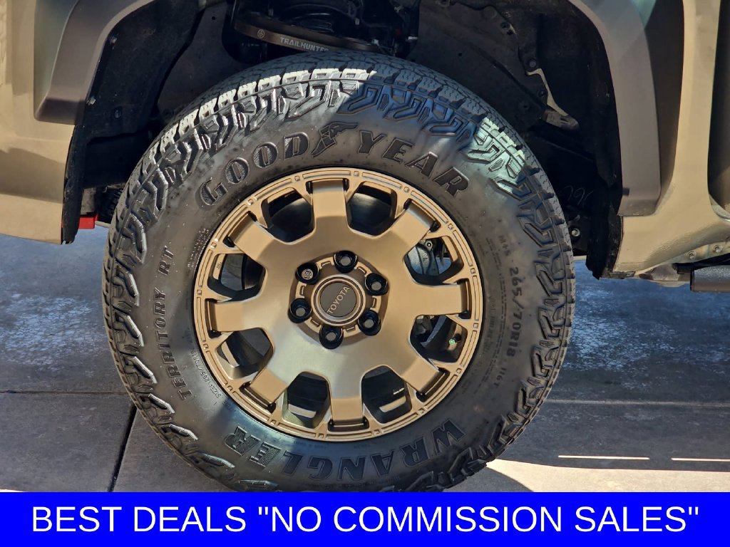 Used 2025 Toyota Tacoma 4x4 Double Cab Hybrid image 34