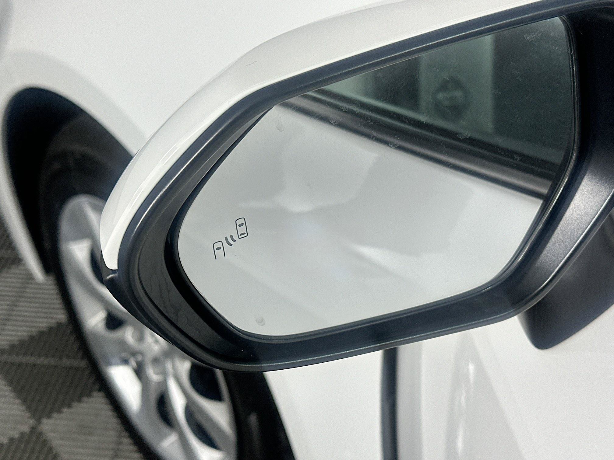 Used 2026 Toyota Corolla LE FWD image 16