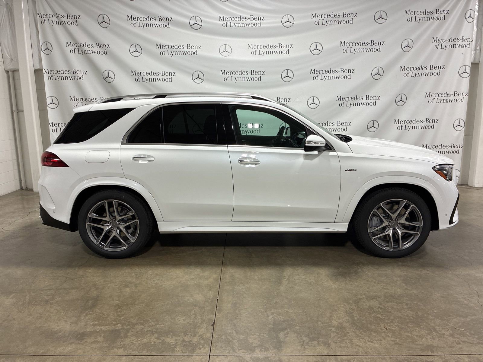 New 2026 Mercedes-Benz GLE 53 AMG 4MATIC image 3