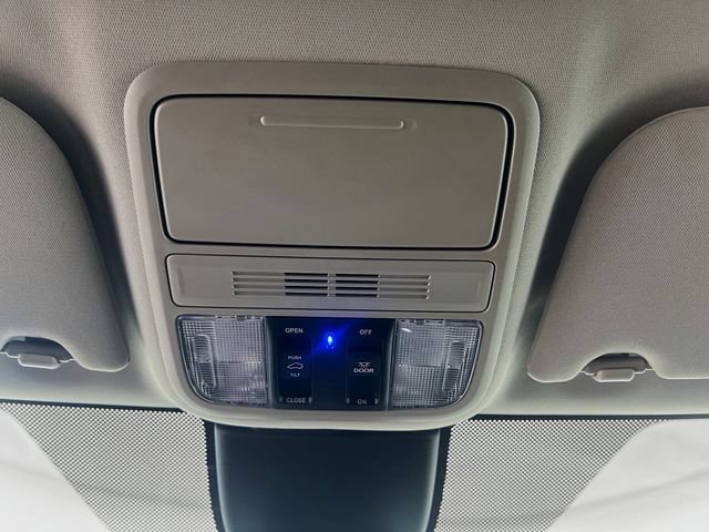 Used 2025 Honda Odyssey EX-L image 20