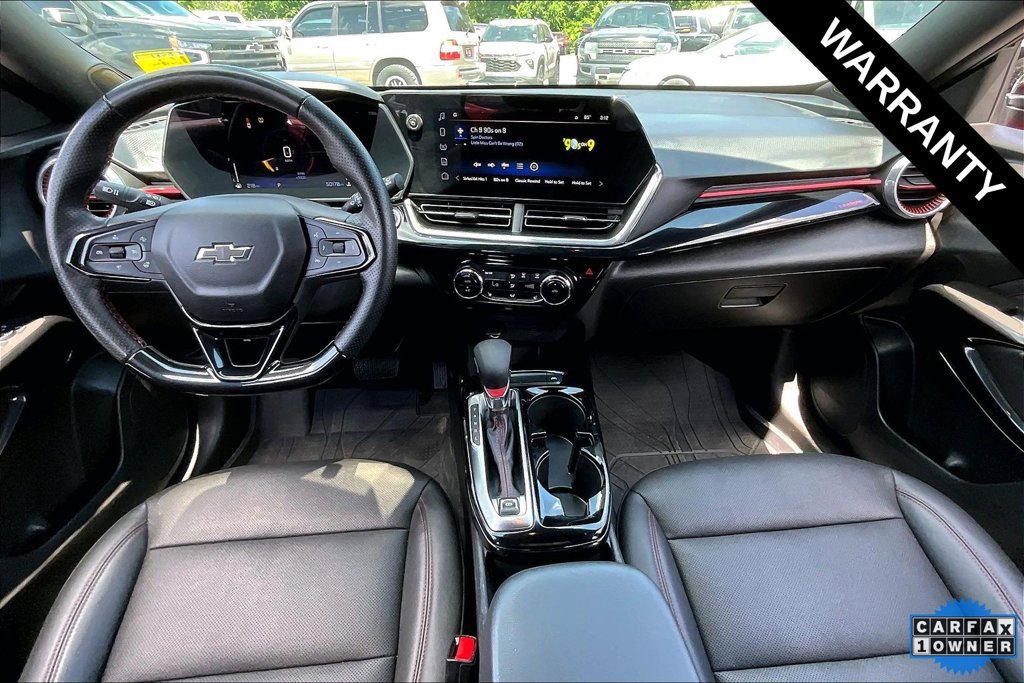 Used 2025 Chevrolet Trax RS w/ Driver Confidence Package FWD image 5