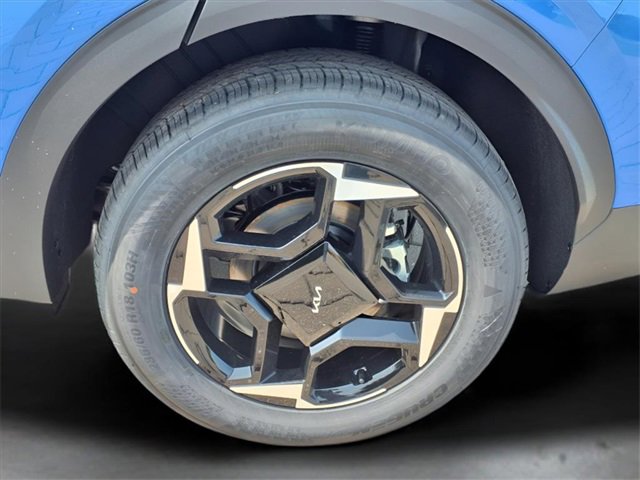 New 2026 Kia Sportage EX w/ EX Panorama Roof Package image 18