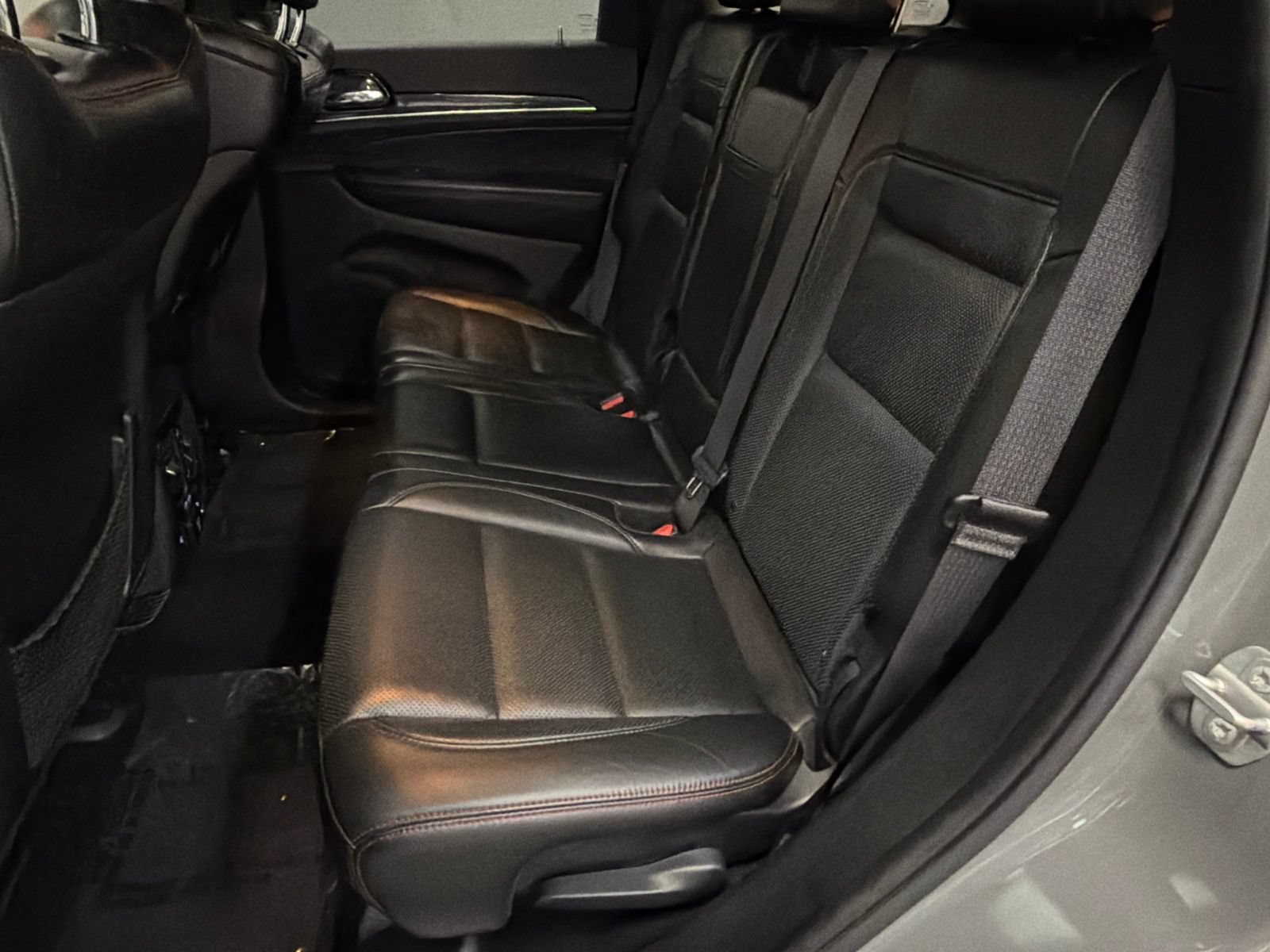 Used 2021 Jeep Grand Cherokee Trailhawk w/ Trailhawk Luxury Group AWD/4WD image 42