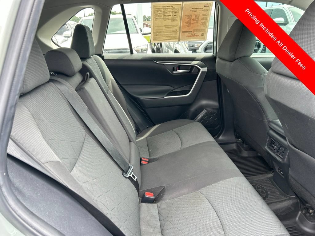 Used 2023 Toyota RAV4 XLE FWD image 19