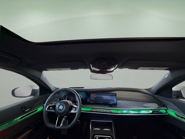 Used 2023 BMW 740i 740i w/ Executive Package image 40