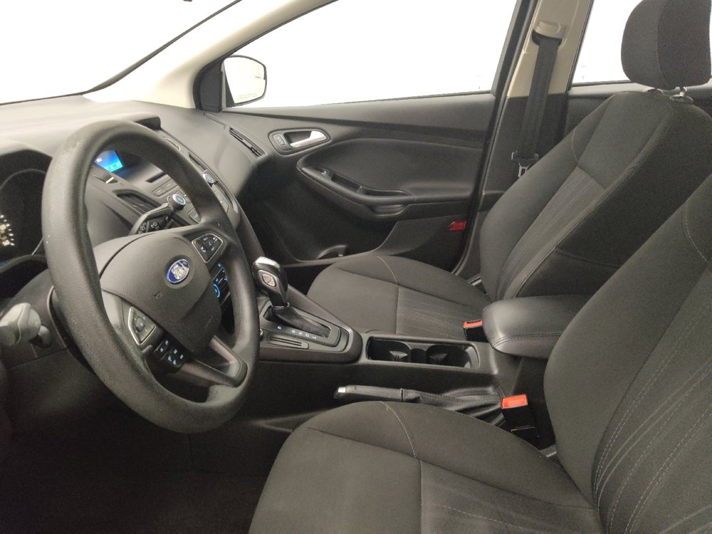 Used 2015 Ford Focus SE image 17