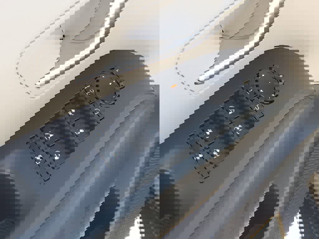 New 2026 Hyundai Tucson SEL image 18