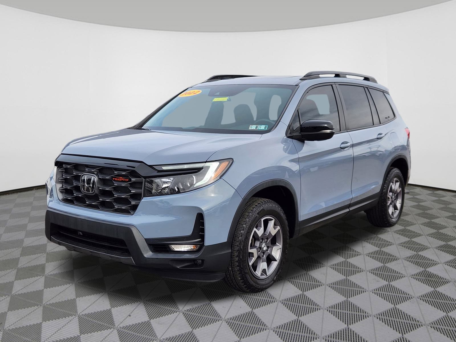 Used 2022 Honda Passport TrailSport image 2