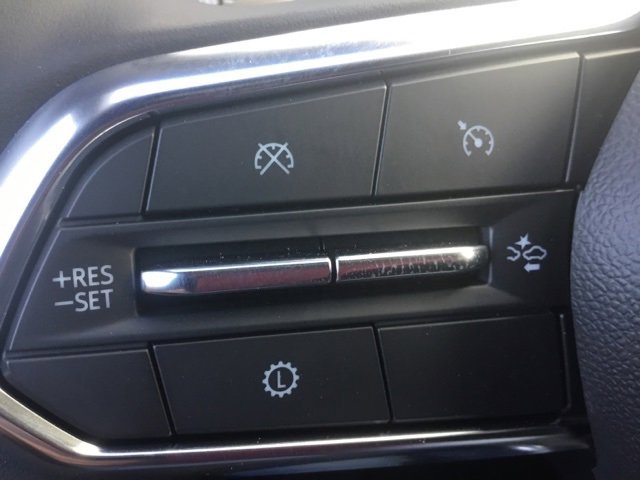 New 2025 Chevrolet Equinox ACTIV w/ Safety and Technology Package image 11